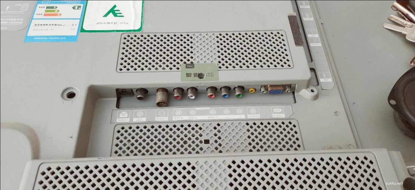 当年的旗舰电视TCL，L43E5390A-3D液晶电视拆机。