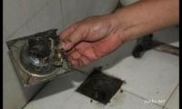 地漏下水道堵塞如何疏通(三招下水道立即变通畅)