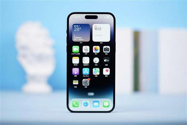 年轻人为什么不喜欢买 iPhone 了？